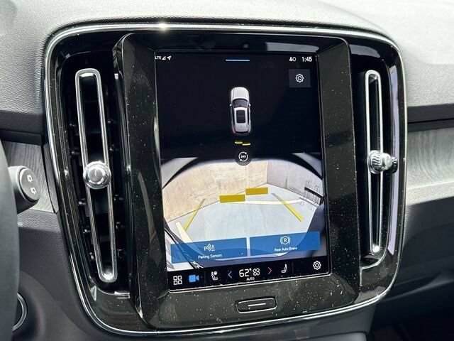 New 2024 Volvo XC40 B5 Plus w/ Climate Package AWD/4WD image 28
