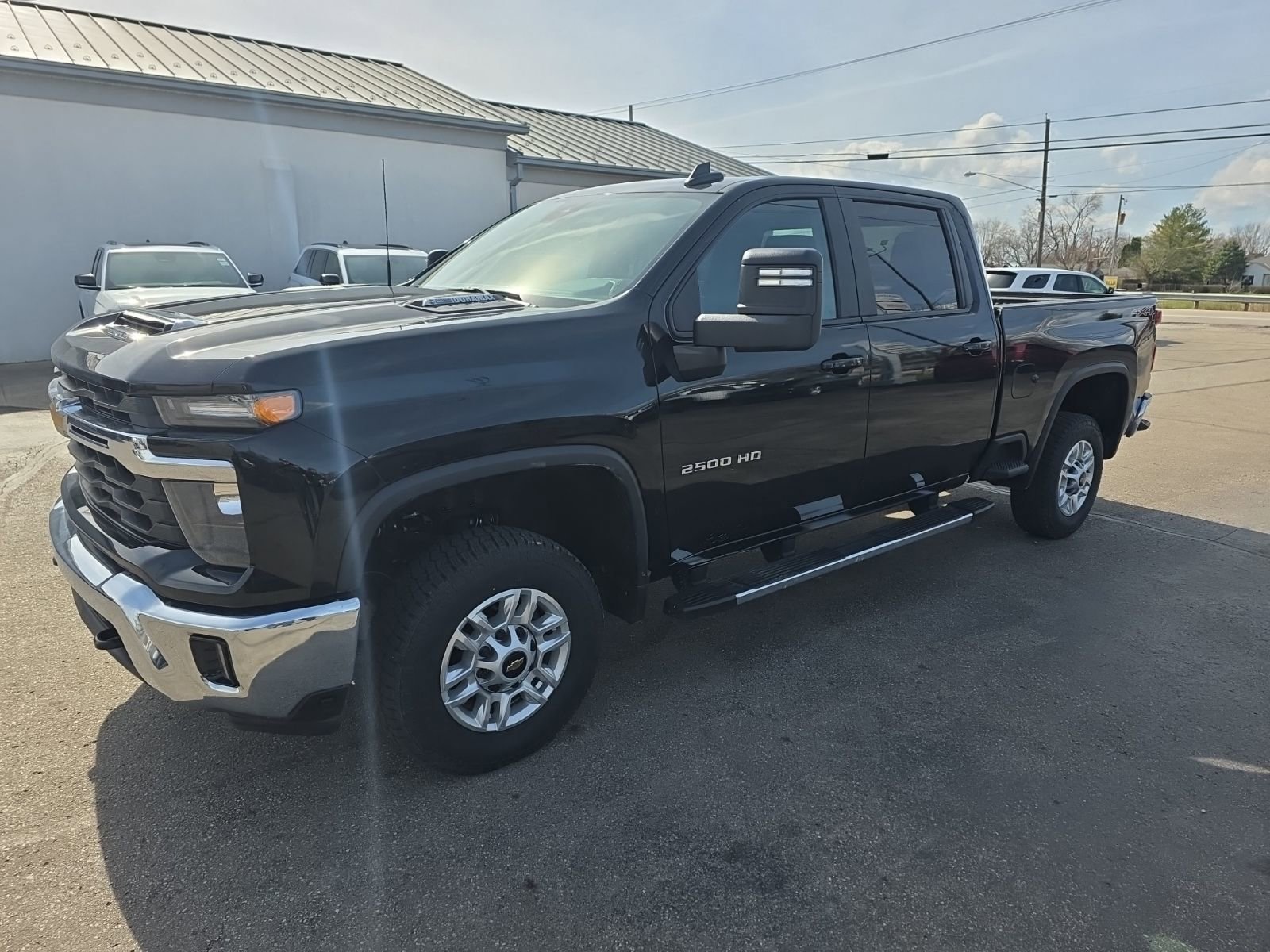 Used 2025 Chevrolet Silverado 2500 LT w/ Convenience Package image 7