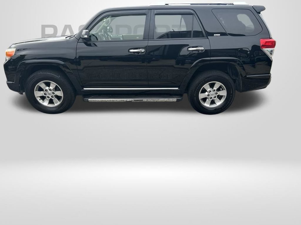 Used 2011 Toyota 4Runner SR5 AWD/4WD image 2