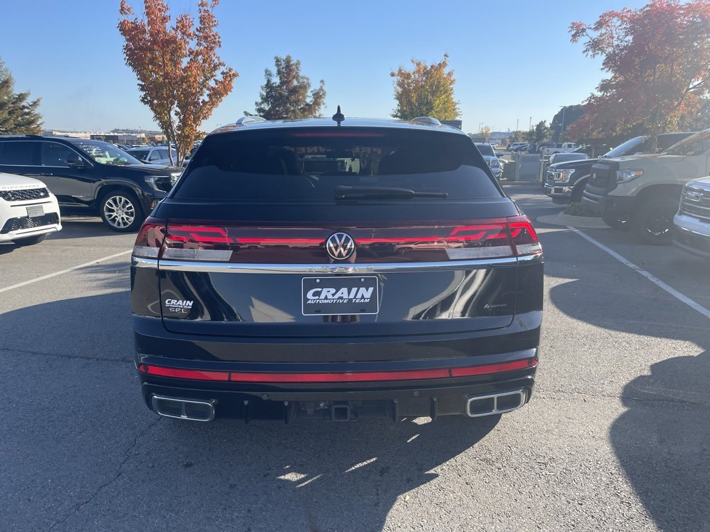 Used 2024 Volkswagen Atlas Cross Sport SEL R-Line image 6