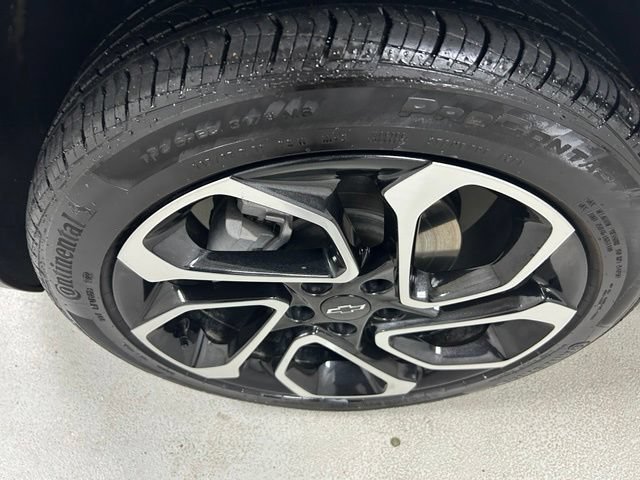Used 2024 Chevrolet Trax RS w/ Sunroof Package FWD image 9