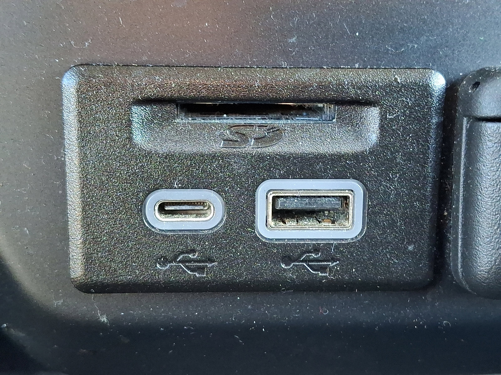 Used 2019 Chevrolet Silverado 1500 LT w/ All-Star Edition image 23