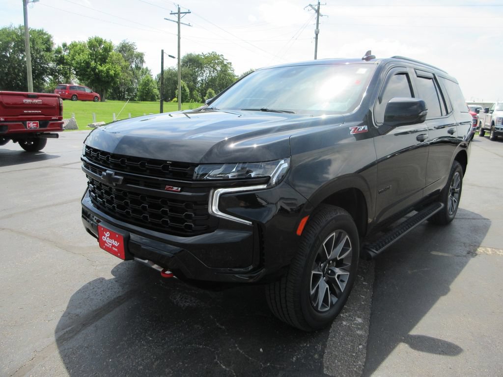 Certified 2023 Chevrolet Tahoe Z71 w/ Luxury Package AWD/4WD image 12
