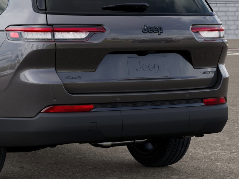 New 2025 Jeep Grand Cherokee L Limited w/ Black Appearance Package image 13