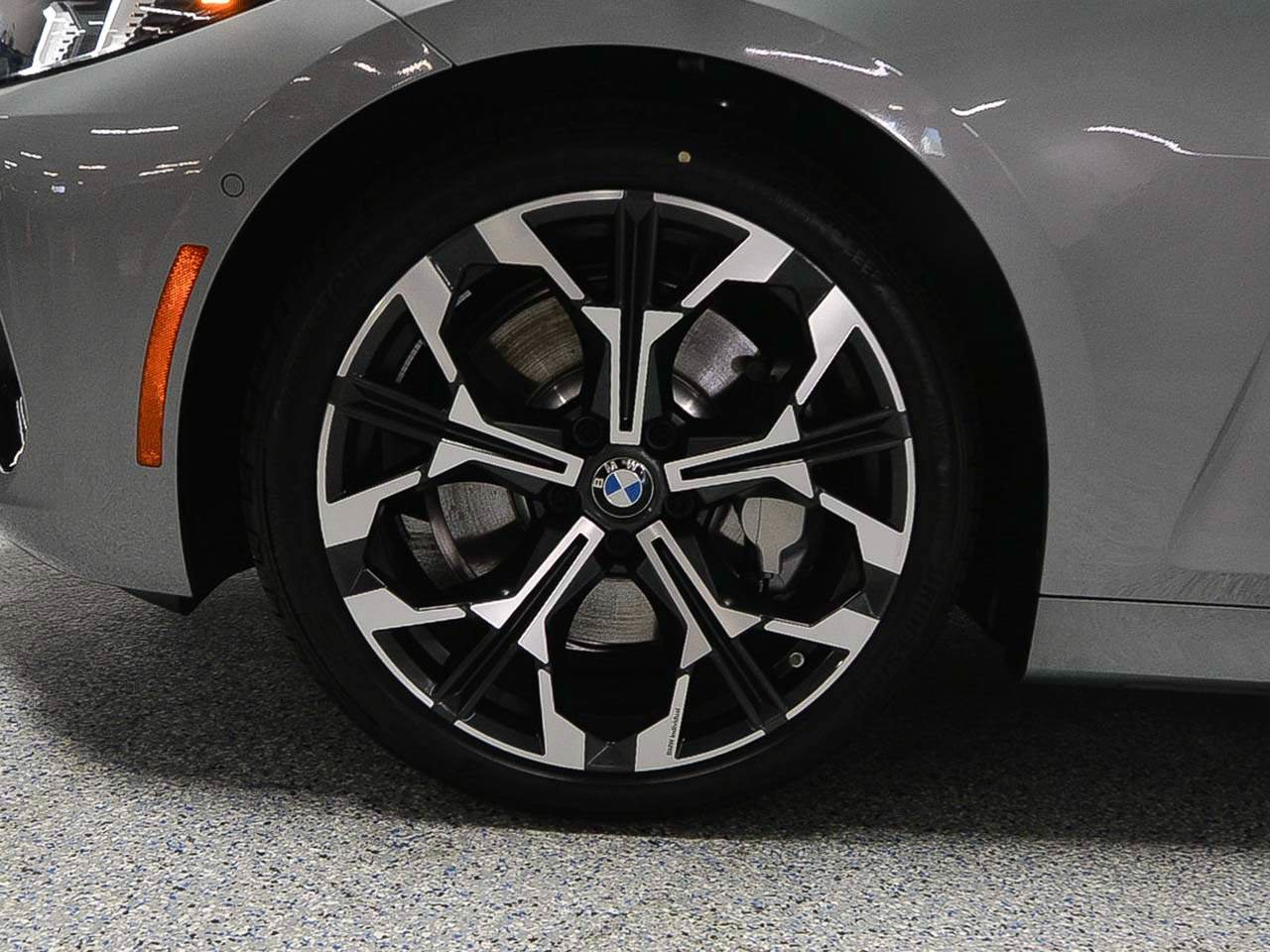 Used 2026 BMW 430i Coupe w/ Parking Assistance Package RWD image 5
