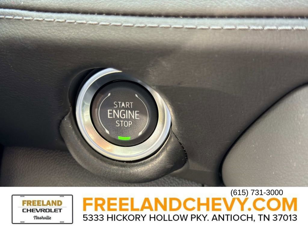 Used 2025 Chevrolet Suburban LS image 33