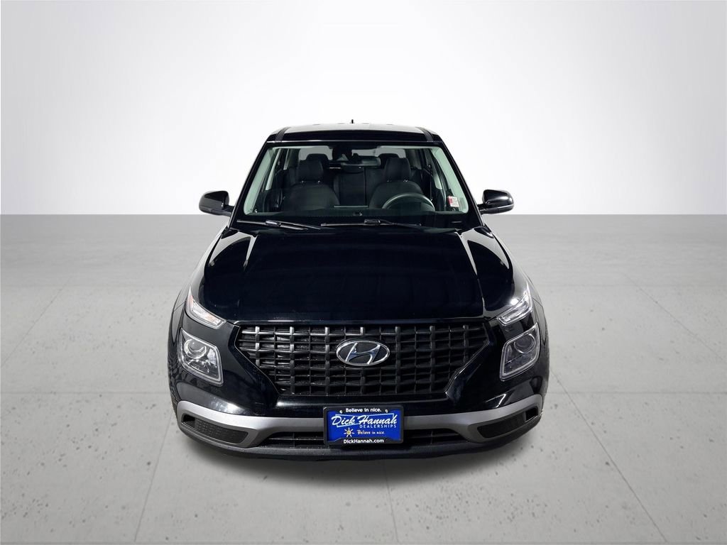 Used 2020 Hyundai Venue SE FWD image 3