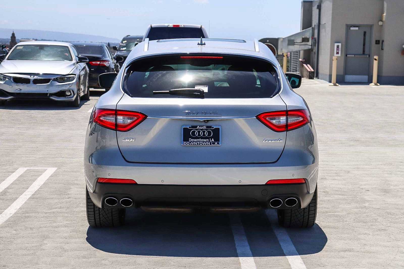 Used 2017 Maserati Levante S AWD/4WD image 5