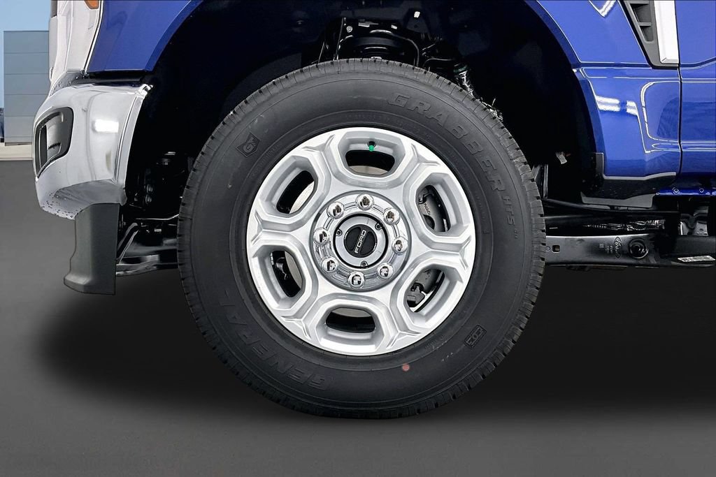 New 2026 Ford F350 XLT AWD/4WD image 13
