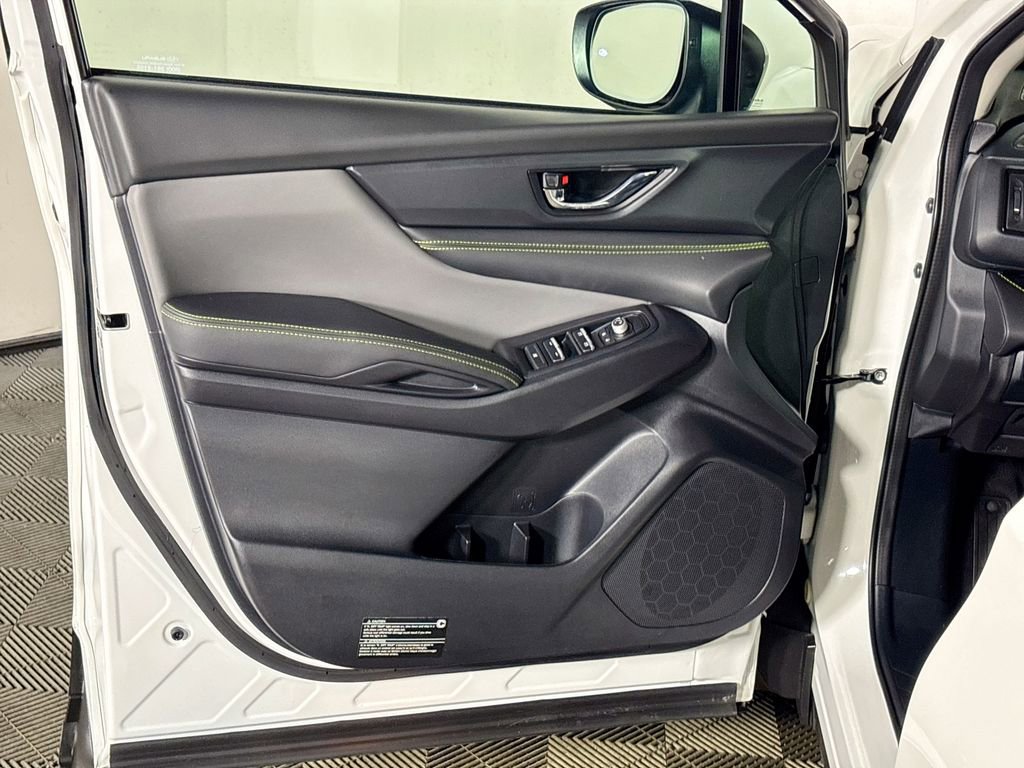 Used 2025 Subaru Ascent Onyx Edition w/ Onyx Package image 10