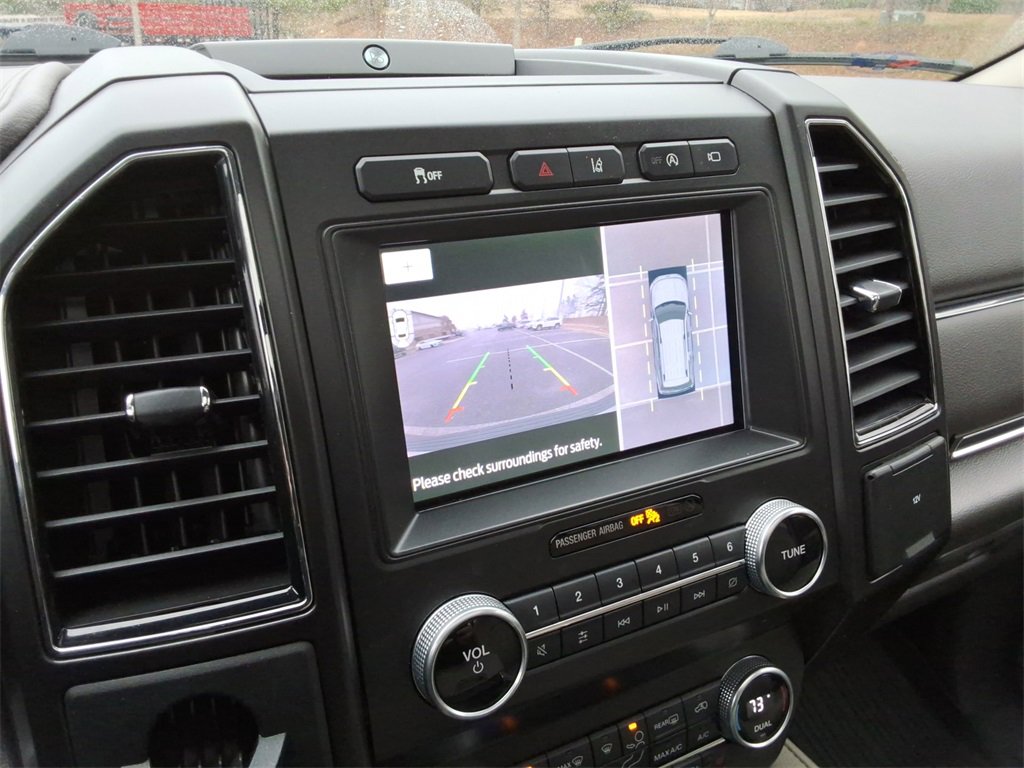 Used 2021 Ford Expedition Limited image 32