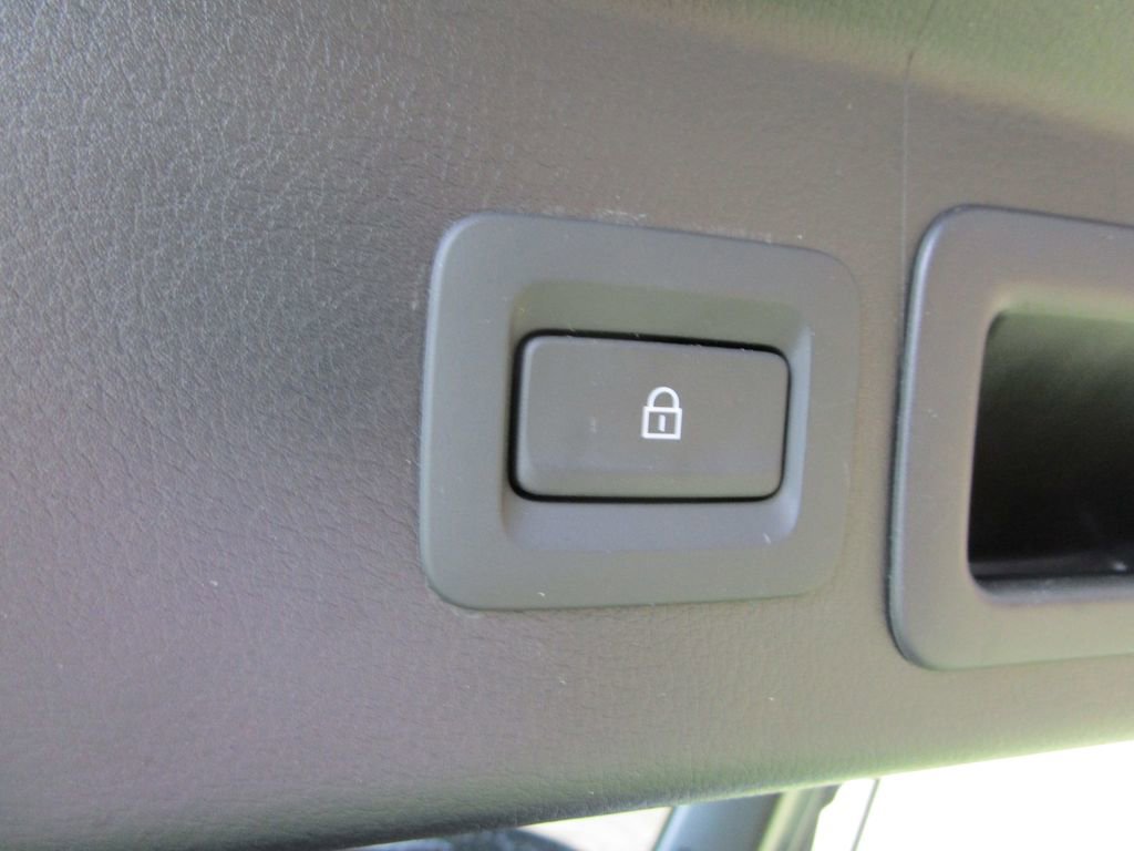 Used 2025 MAZDA CX-30 AWD 2.5 S w/ Preferred Package image 13