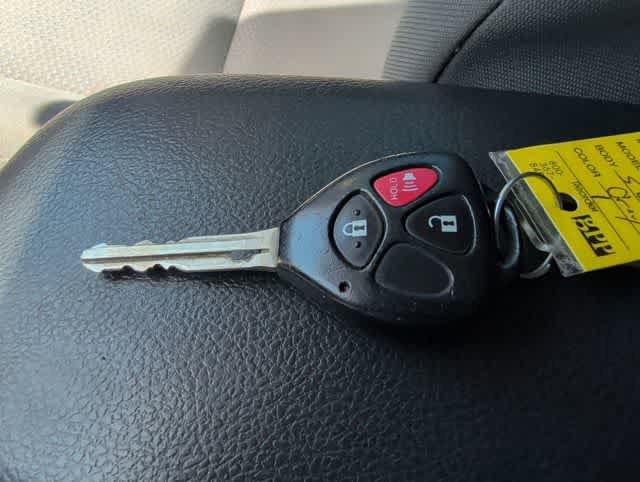 Used 2009 Toyota Matrix image 26