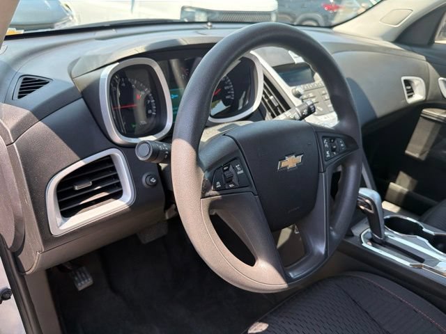 Used 2015 Chevrolet Equinox LS AWD/4WD image 15