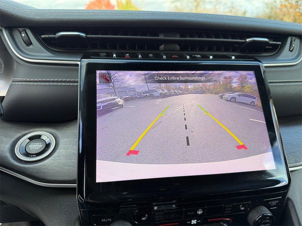 Certified 2022 Jeep Grand Cherokee L Limited image 29