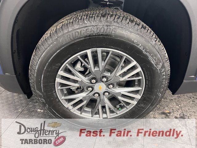 New 2026 Chevrolet Traverse LT w/ Driver Confidence Package FWD image 21