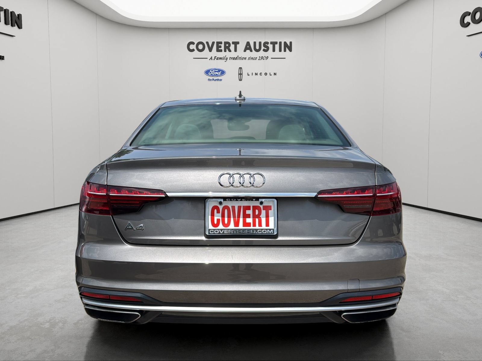 Used 2020 Audi A4 2.0T Premium w/ Convenience Package FWD image 3