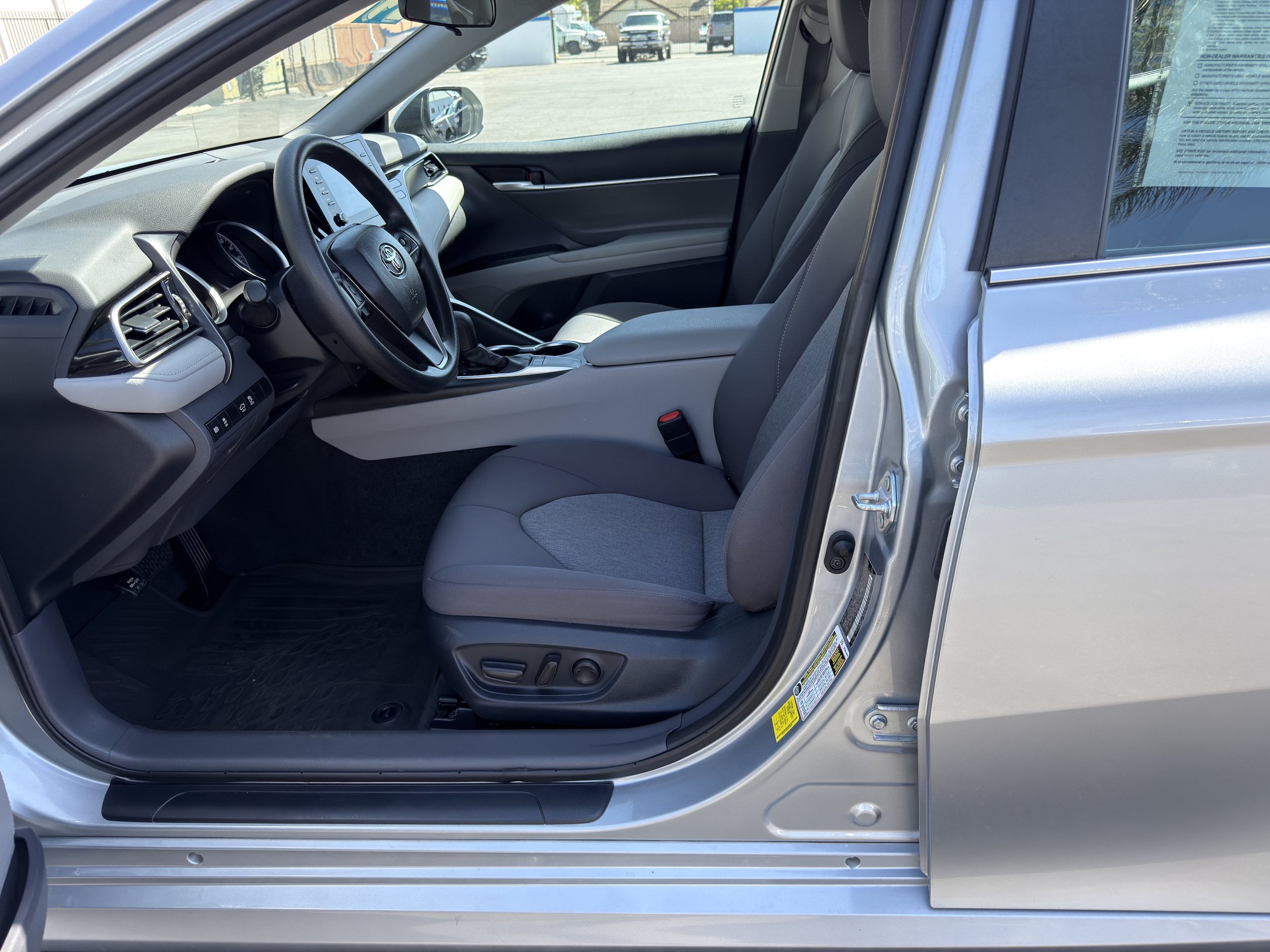 Used 2024 Toyota Camry LE FWD image 22