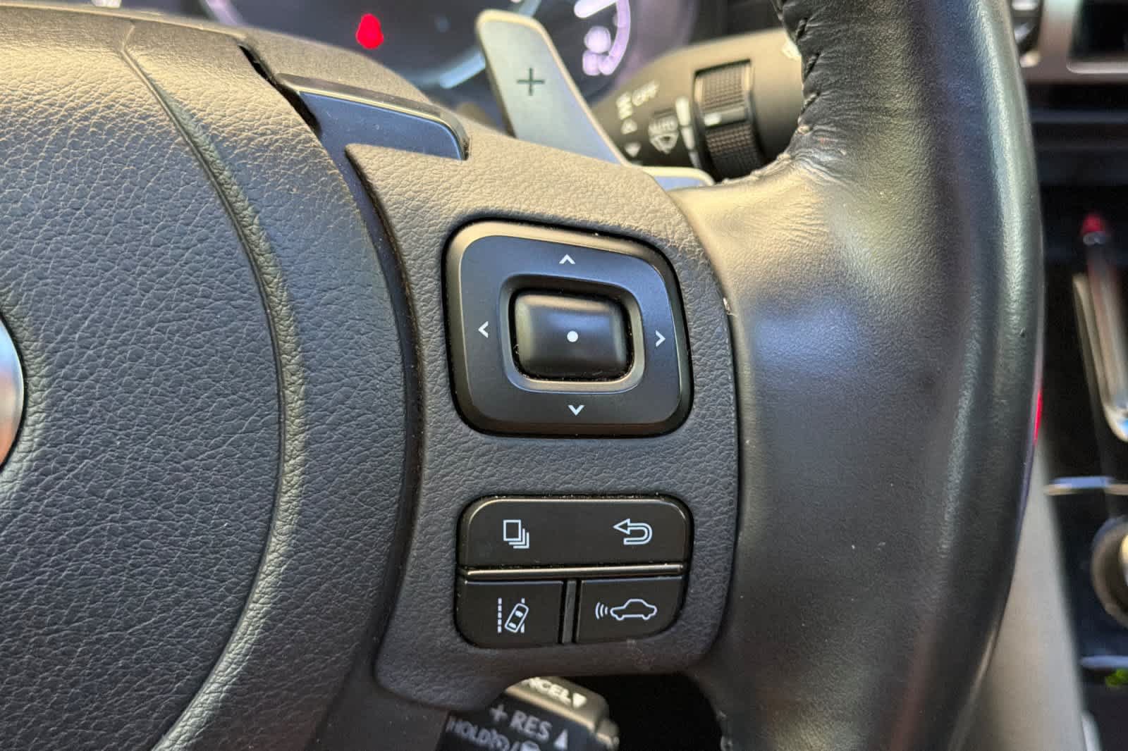 Used 2021 Lexus IS 300 w/ Comfort Package RWD image 26