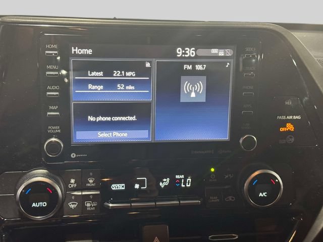 Used 2020 Toyota Highlander LE AWD/4WD image 33