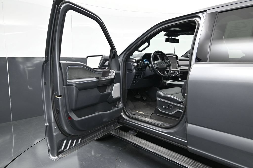 Used 2024 Ford F150 Platinum AWD/4WD image 17