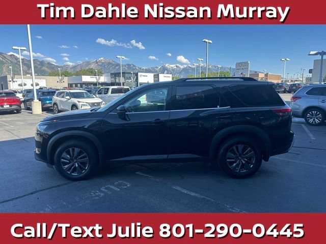 Used 2024 Nissan Pathfinder SV AWD/4WD image 7