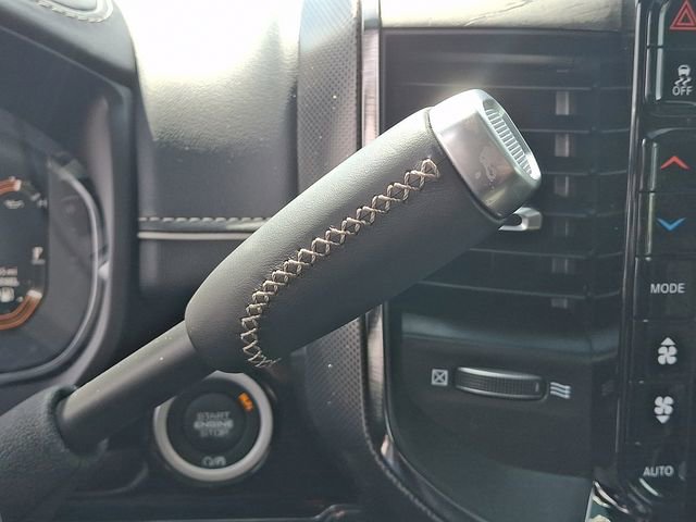 Used 2025 RAM 3500 Limited image 15