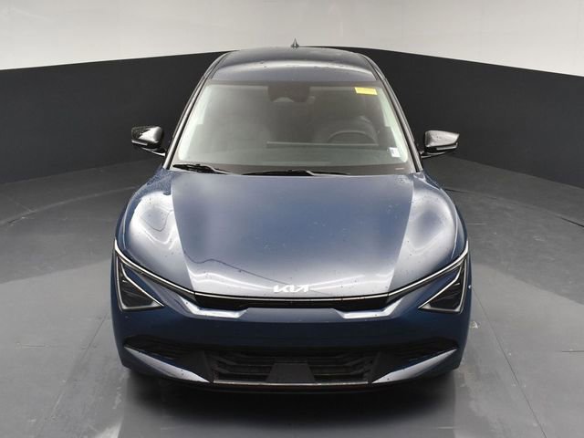 Certified 2025 Kia EV6 Light w/ Light LR Technology Package image 43