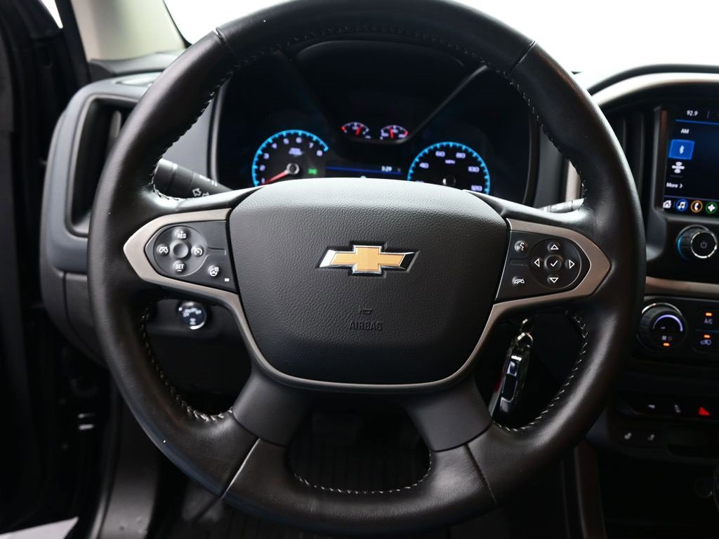 Used 2022 Chevrolet Colorado Z71 w/ Z71 Midnight Edition image 28
