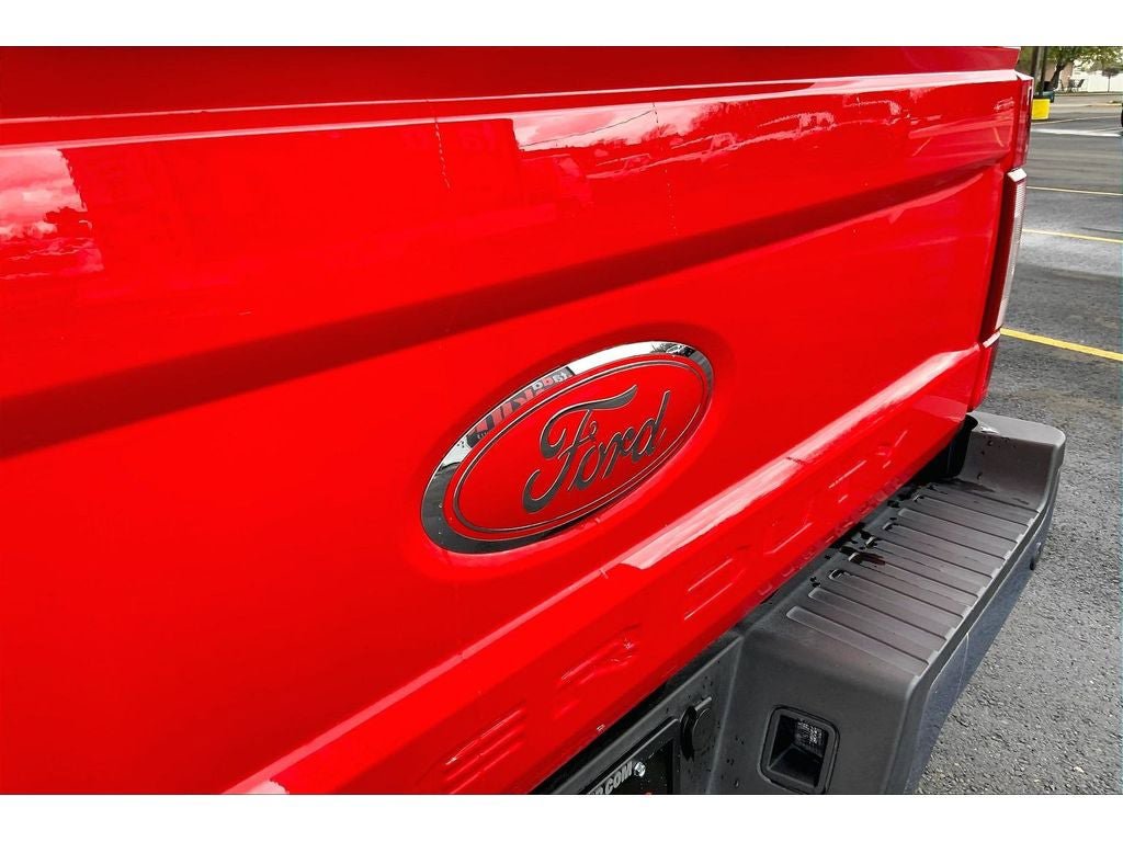 Used 2021 Ford F350 Lariat w/ Lariat Ultimate Package AWD/4WD image 33