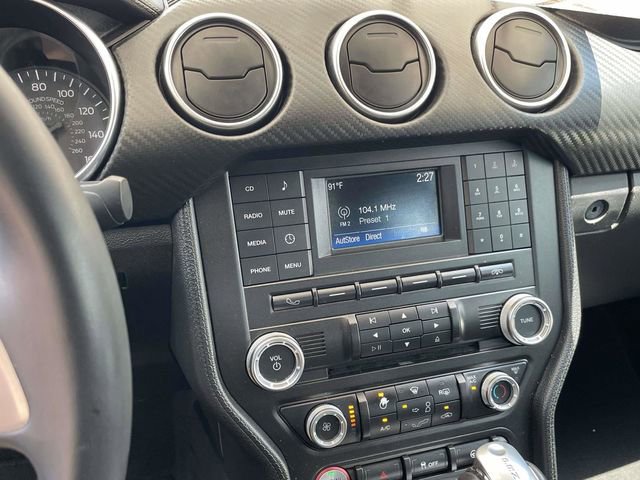 Used 2018 Ford Mustang Coupe RWD image 11