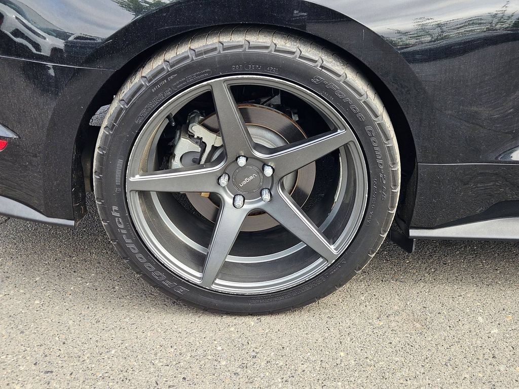 Used 2018 Ford Mustang GT RWD image 9