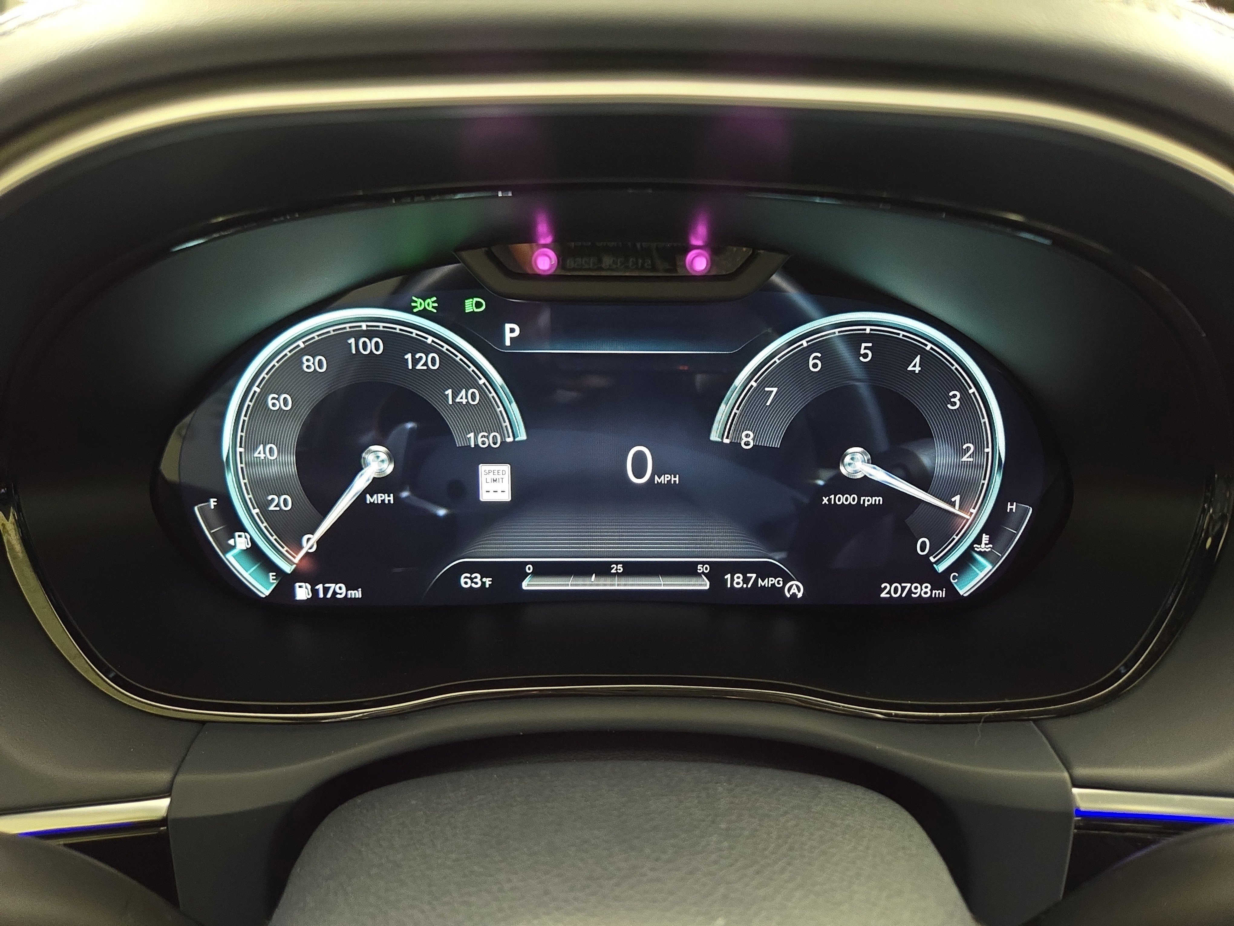 Used 2024 Genesis GV70 2.5T w/ Sport Prestige Package image 17