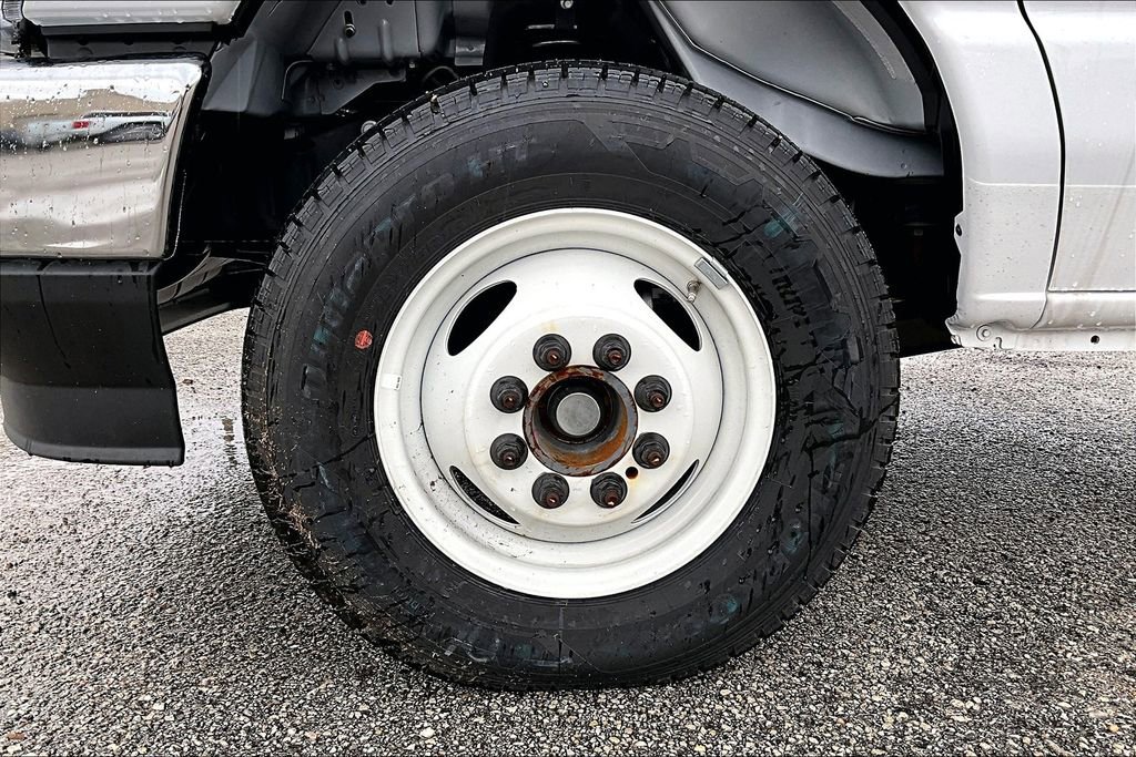 New 2025 Ford E-450 and Econoline 450 Super Duty w/ Power Equipment Group image 10