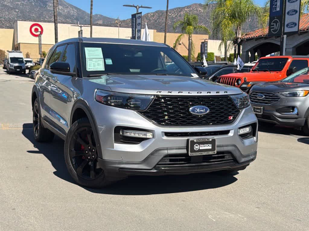 Certified 2022 Ford Explorer ST w/ Equipment Group 401A AWD/4WD image 3