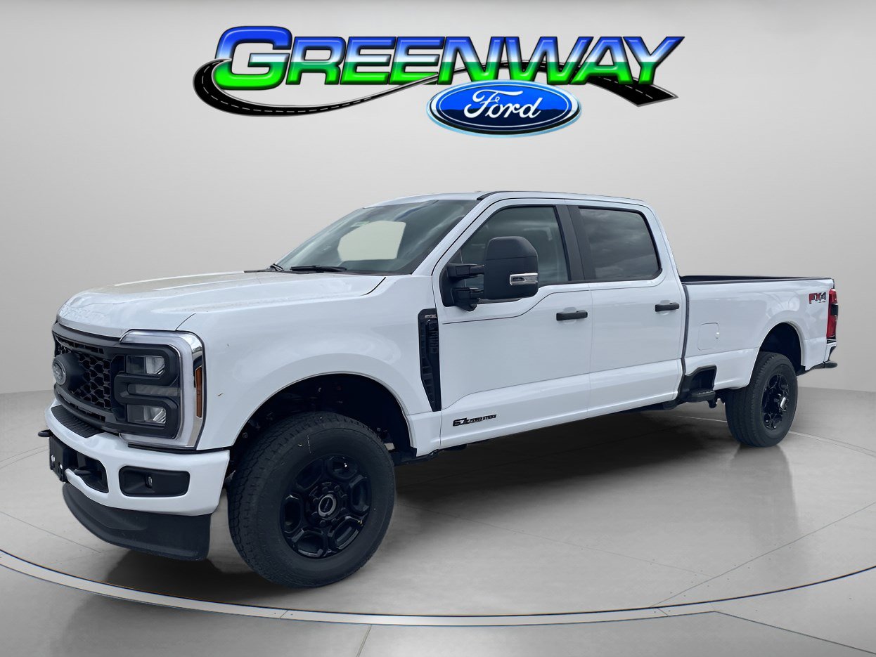 Used 2026 Ford F350 Lariat AWD/4WD image 1