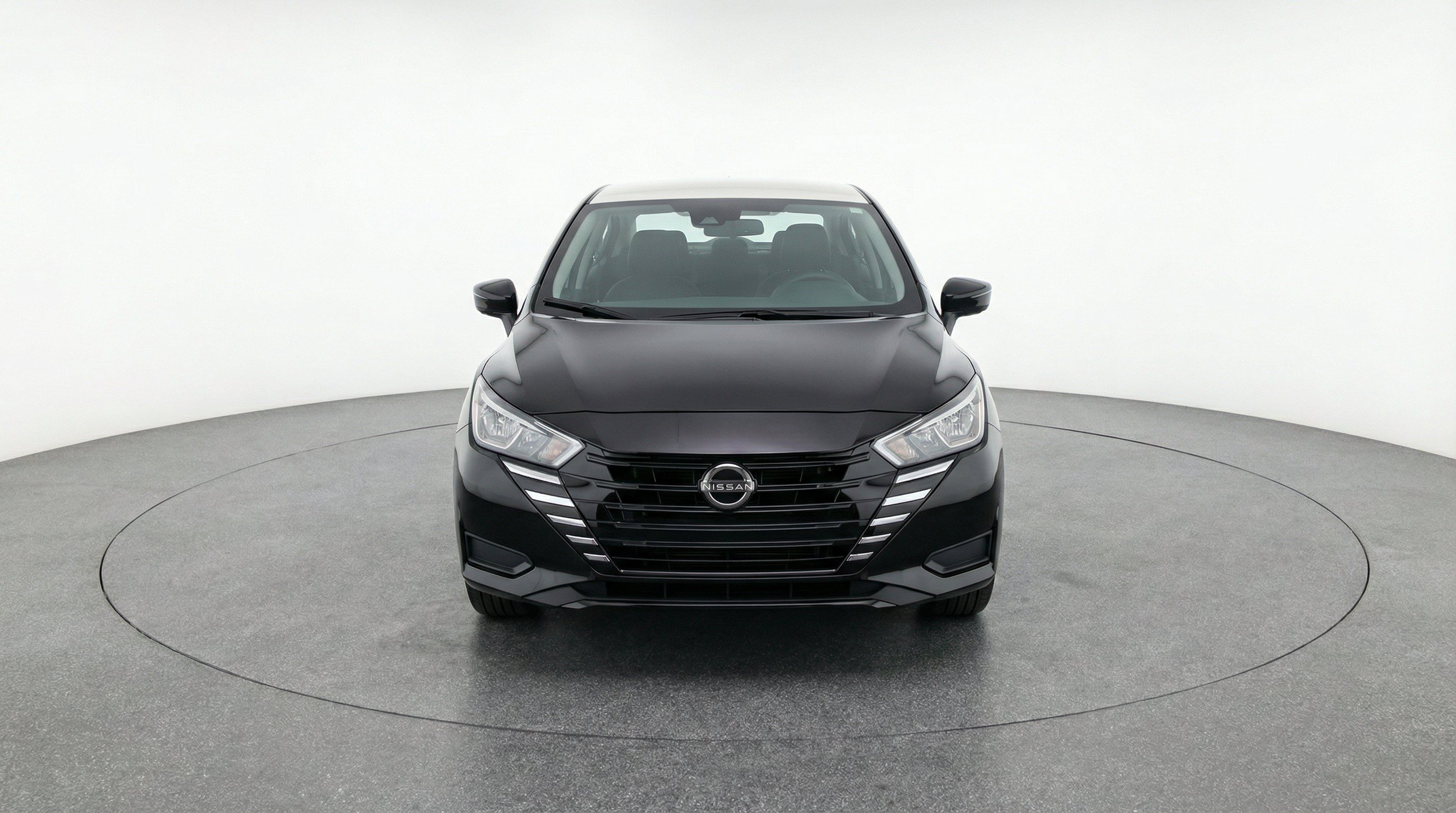 Used 2025 Nissan Versa SV FWD image 2