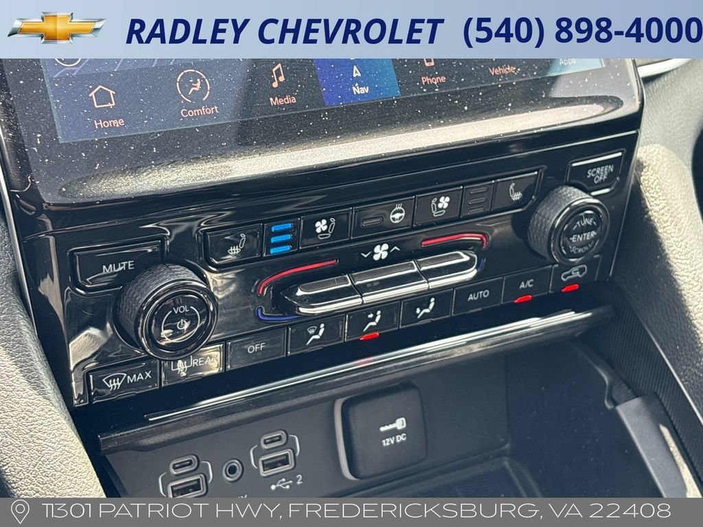 Used 2023 Jeep Grand Cherokee L Limited w/ Luxury Tech Group II AWD/4WD image 10