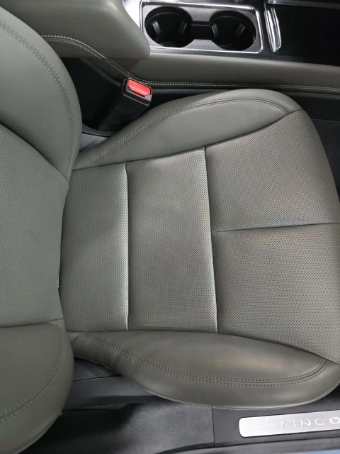 Used 2023 Lincoln Corsair AWD w/ Equipment Group 101A image 8