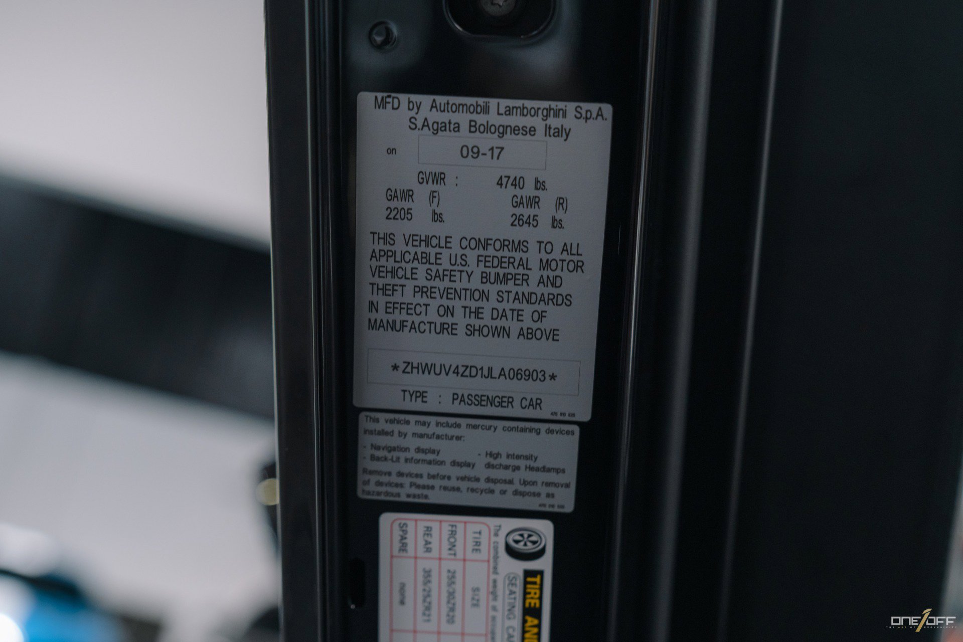 Used 2018 Lamborghini Aventador S image 42