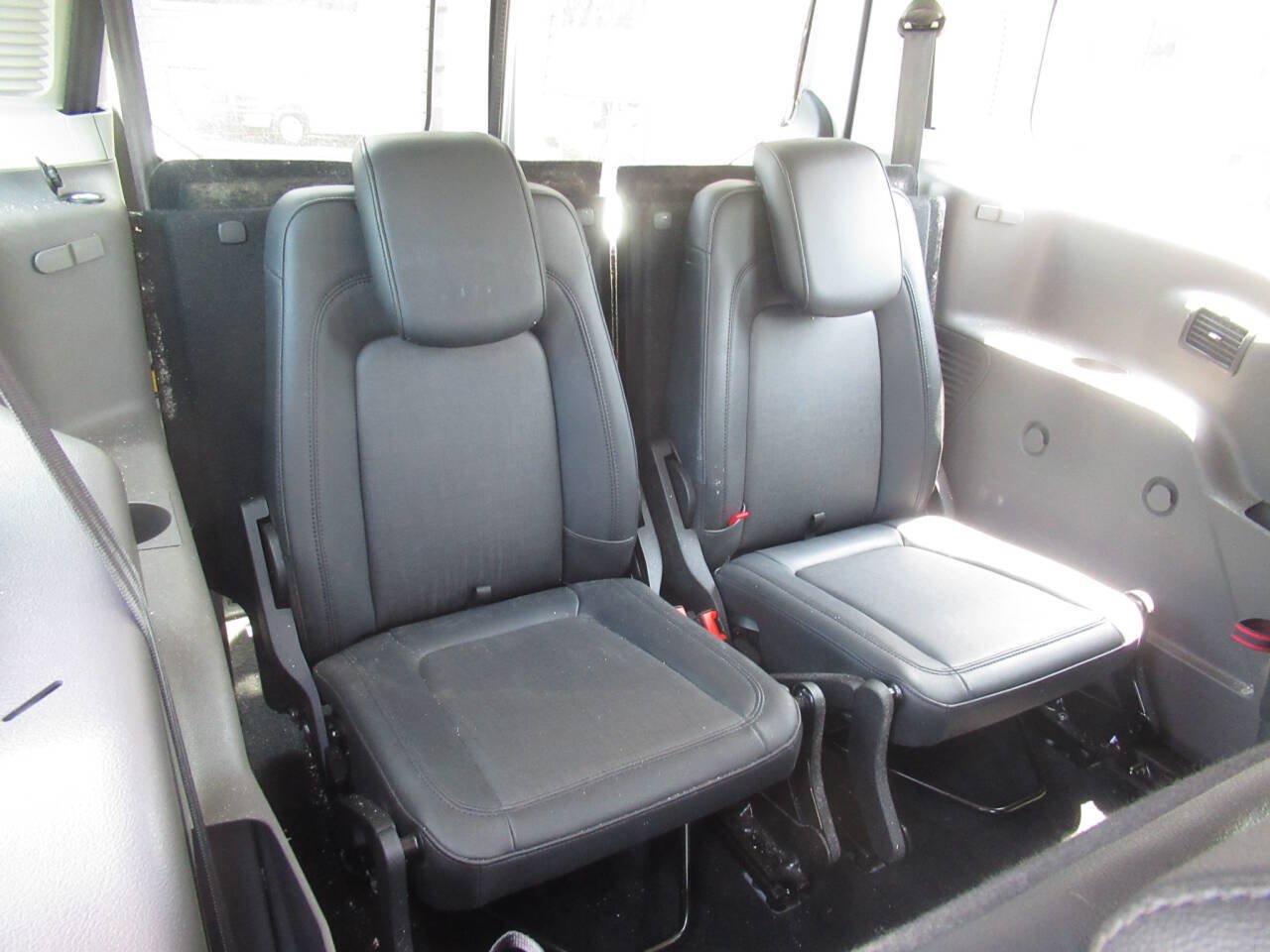 Used 2023 Ford Transit Connect XL FWD image 8