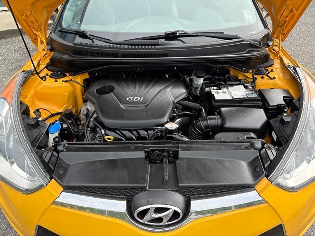 Used 2012 Hyundai Veloster w/ Style Pkg FWD image 33