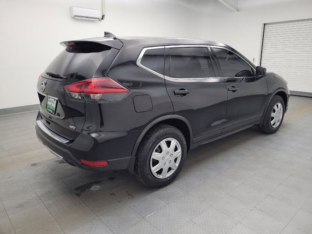 Used 2018 Nissan Rogue S image 10