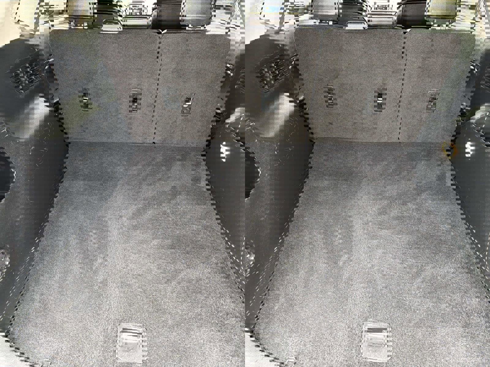 Used 2022 Ford Edge SEL image 12