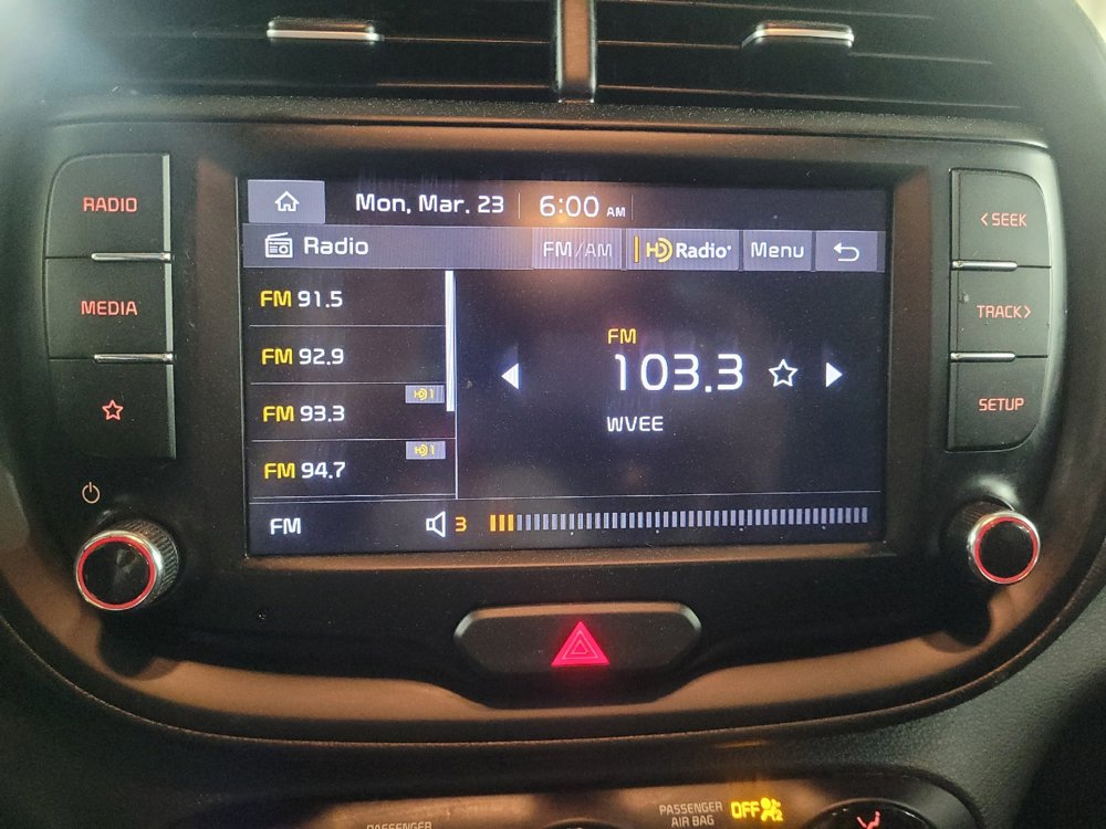 Used 2022 Kia Soul LX w/ Technology Package image 25