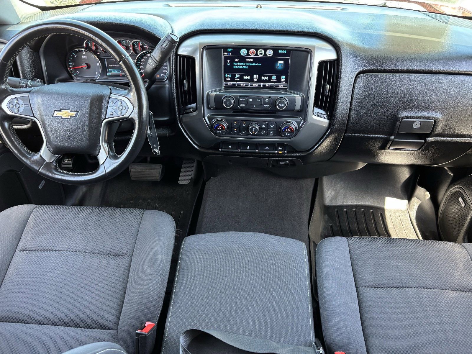 Used 2018 Chevrolet Silverado 1500 LT w/ All Star Edition RWD image 16