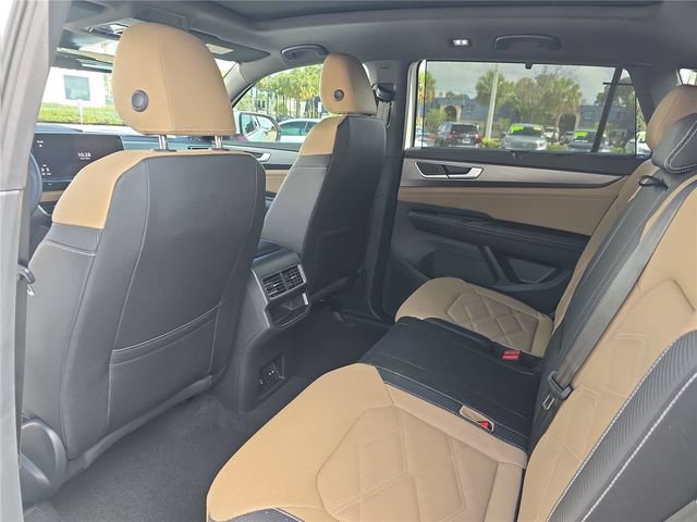 New 2026 Volkswagen Atlas Cross Sport SE FWD image 12