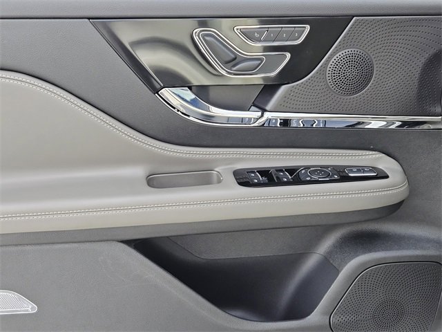 New 2026 Lincoln Corsair Reserve image 22