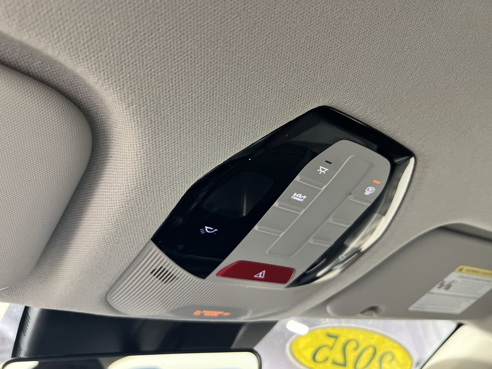 Used 2025 Kia K4 FWD image 37