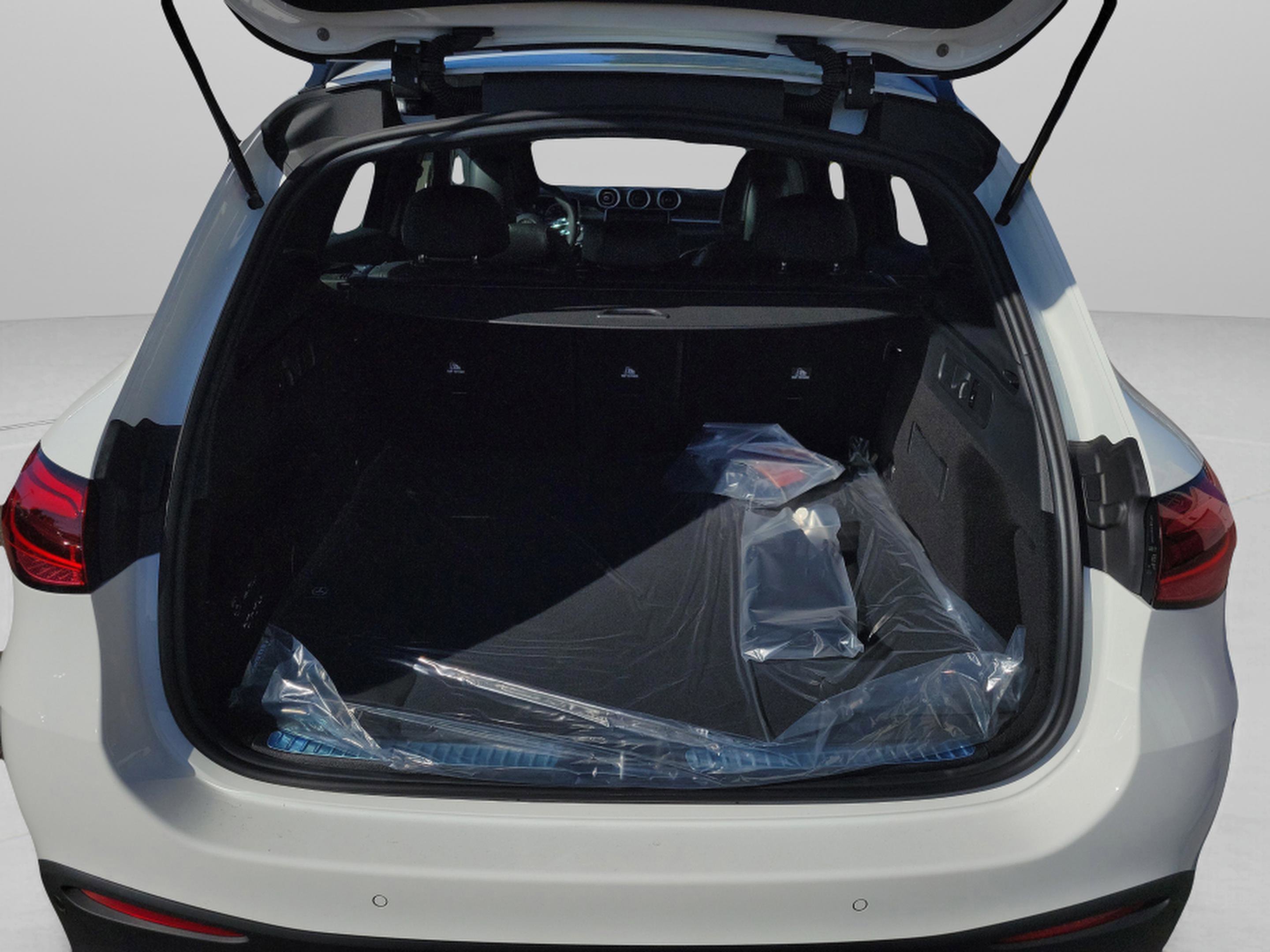 New 2026 Mercedes-Benz GLC 43 AMG 4MATIC image 30